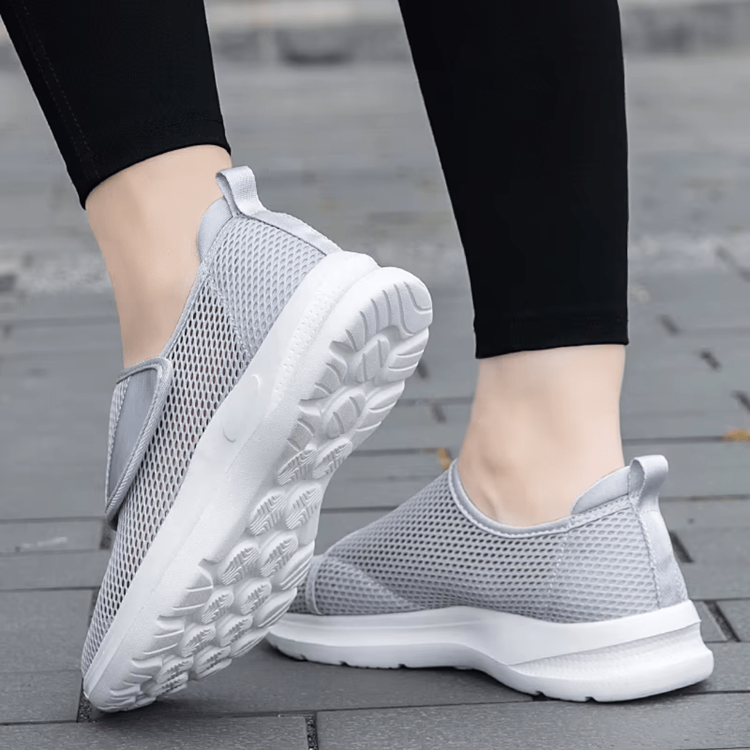 Chaussures orthopédiques femme pour pieds larges, quatre coloris