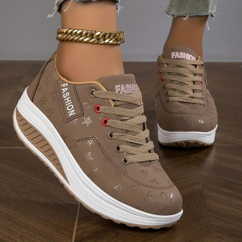 Chaussures orthopédiques femme, maintien de la voûte plantaire