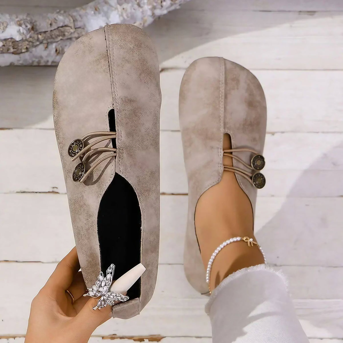 Chaussures orthopédiques femme à enfiler, fermeture élastique, beige