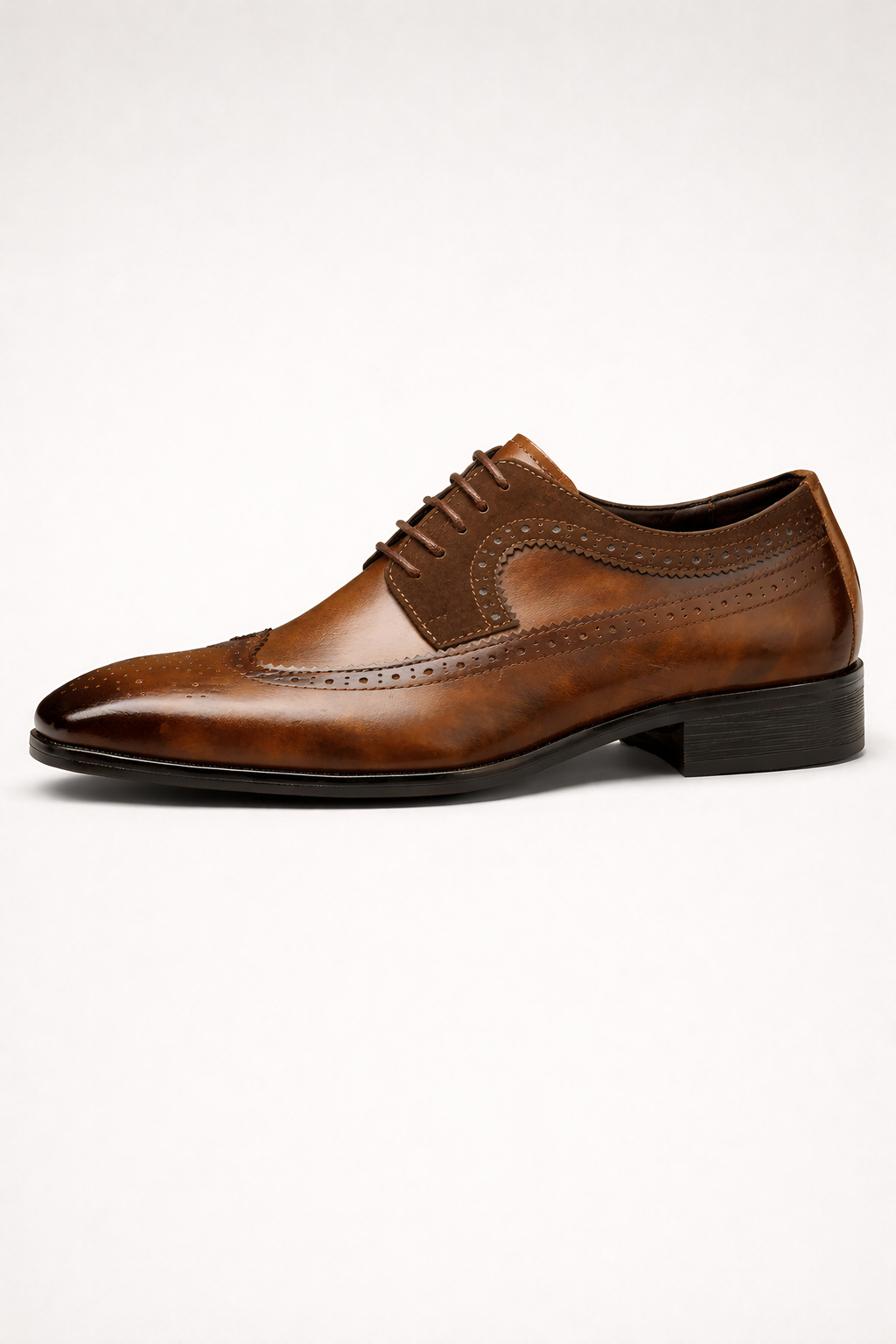 Chaussures Oxford homme perforées à lacets, marron ou noir