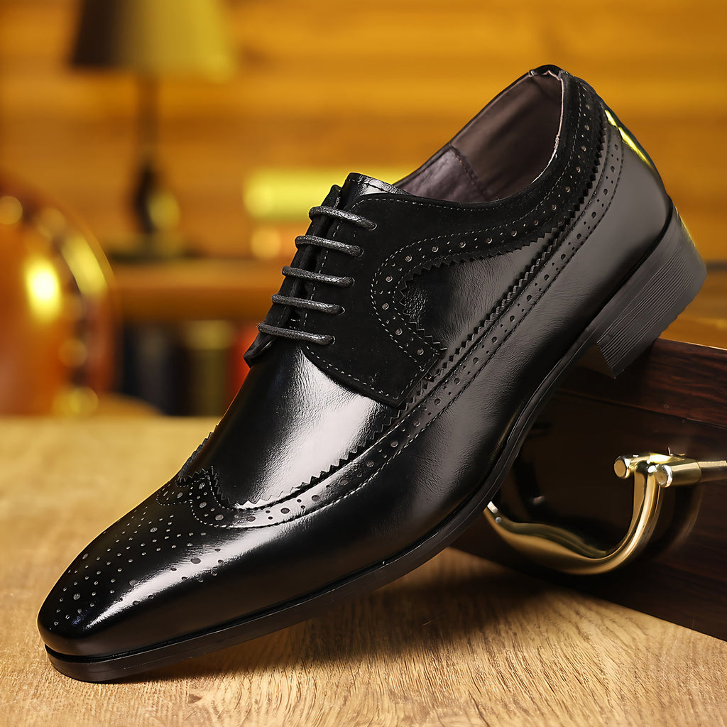Chaussures Oxford homme à lacets, détail perforé, talon bas, noir