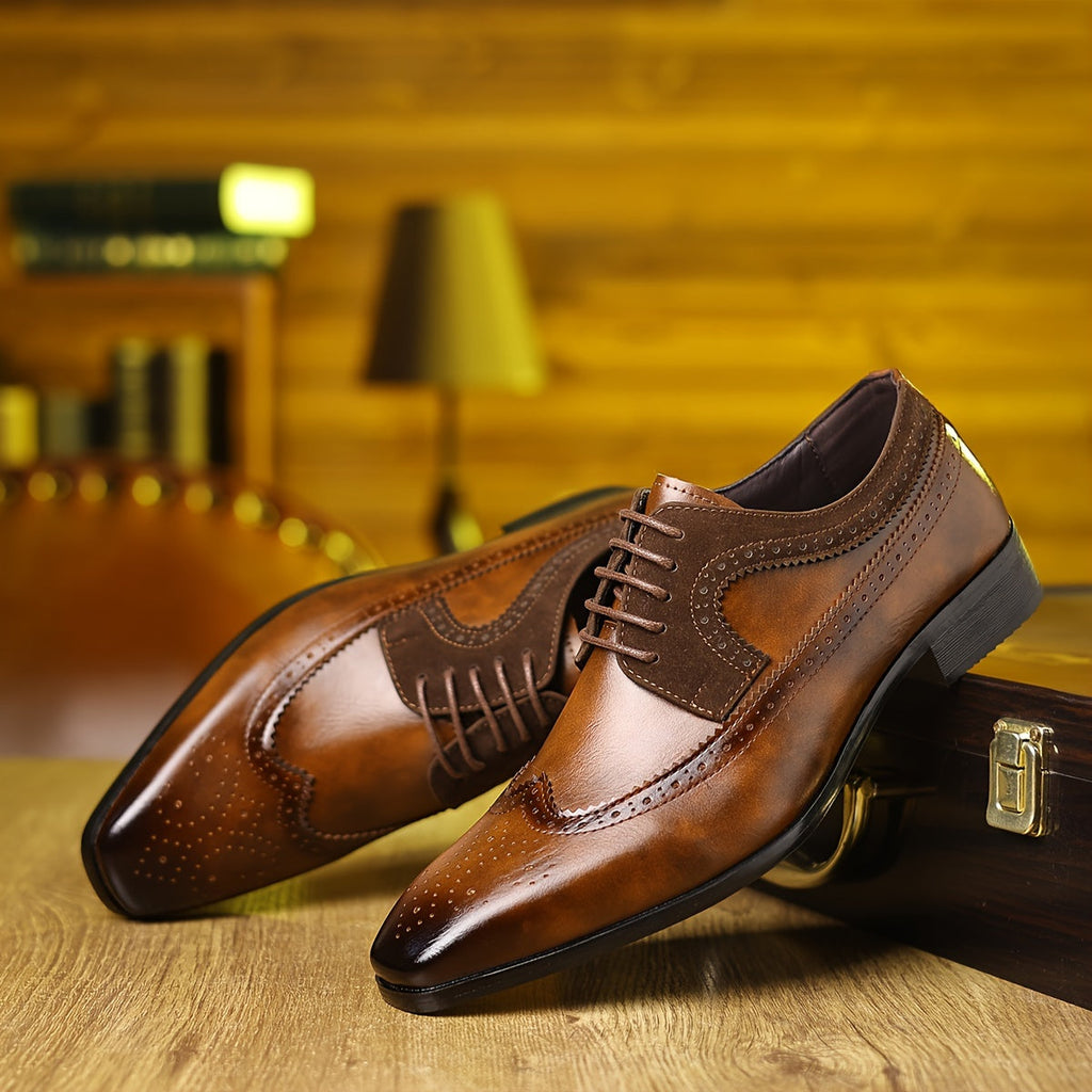 Chaussures Oxford homme à lacets, détail perforé, talon bas