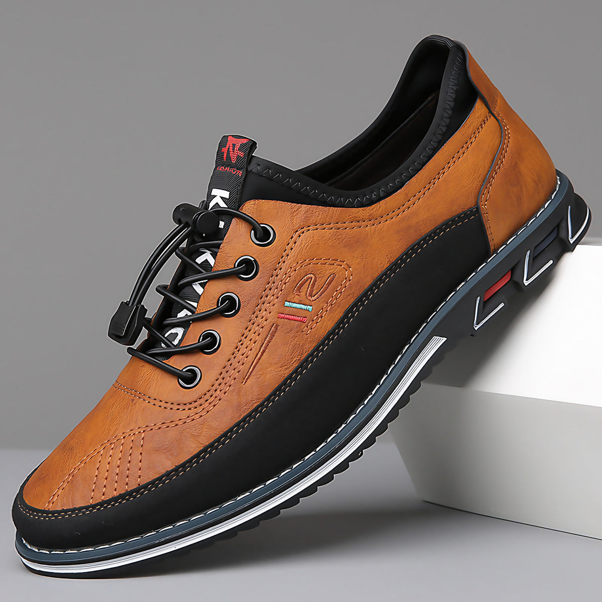 Chaussures Oxford homme à bout rond, semelle plate, cinq coloris, caramel