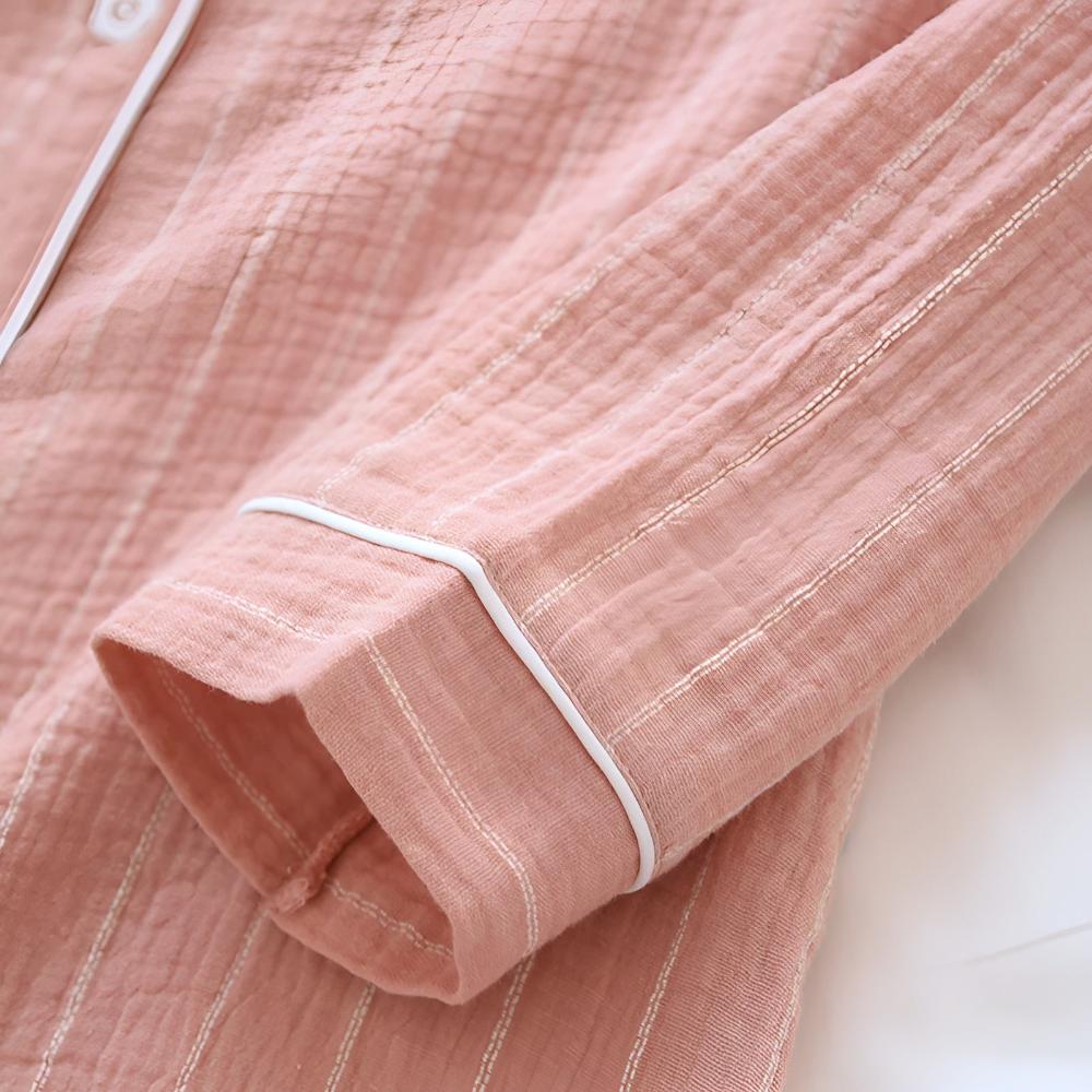 Chemise de nuit femme à rayures pastel, col à revers