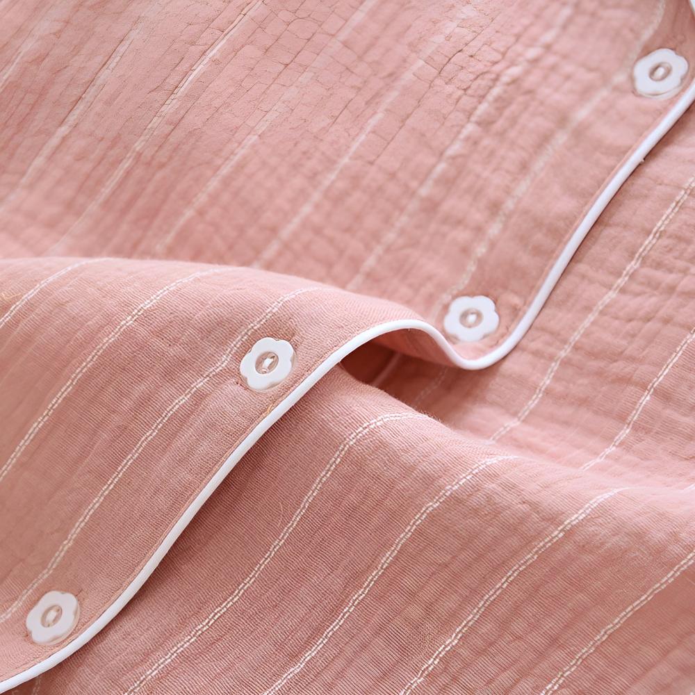Chemise de nuit femme à rayures pastel, col à revers
