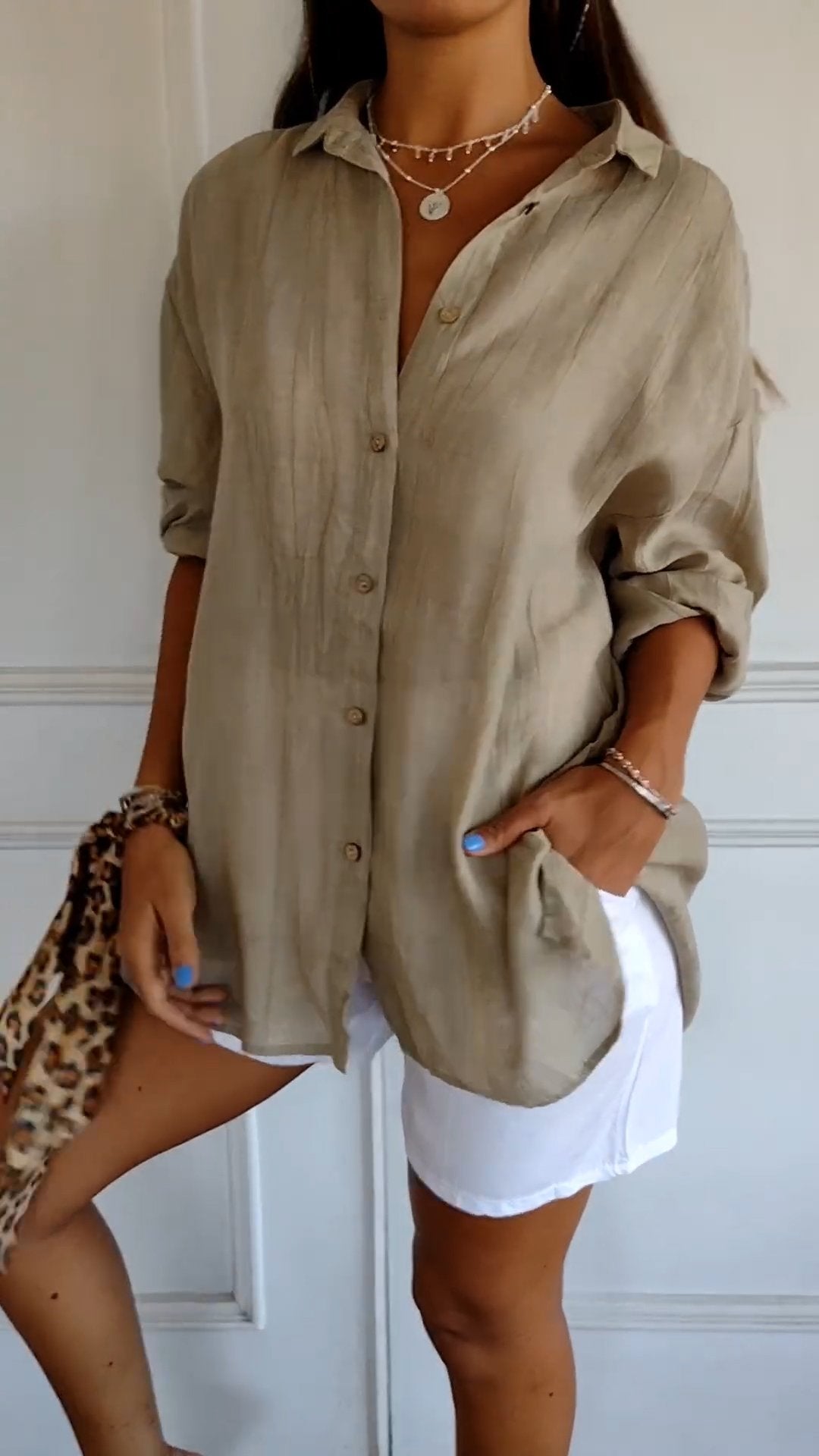 Chemise femme à plis, douze coloris, du S au 5XL, marron