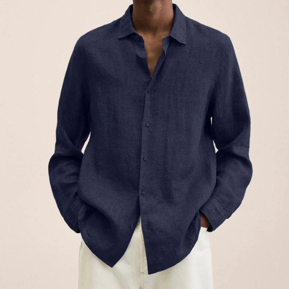 Chemise homme à col structuré, tissu aéré, douze coloris, bleu marine