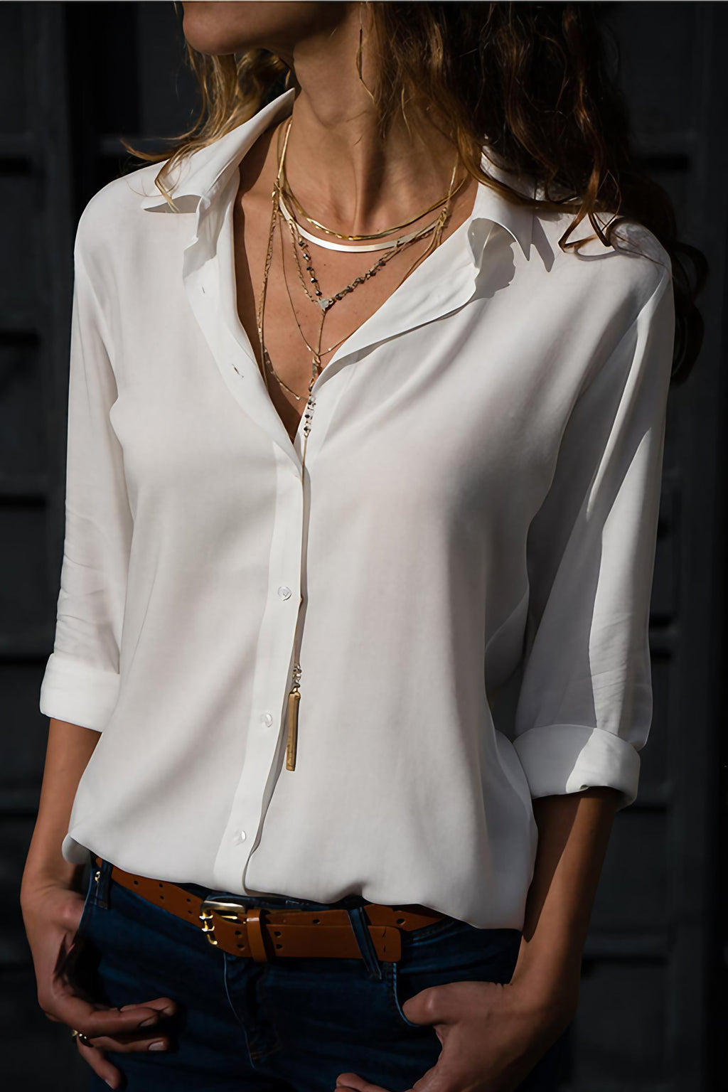 Chemisier femme coupe cintrée, six coloris, du S au 3XL, blanc