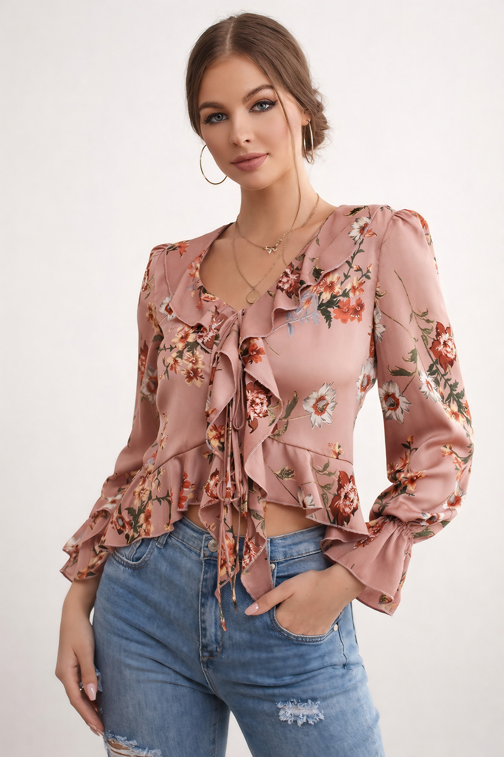 Blouse fleurie femme rose à volants, col V à nouer, rose