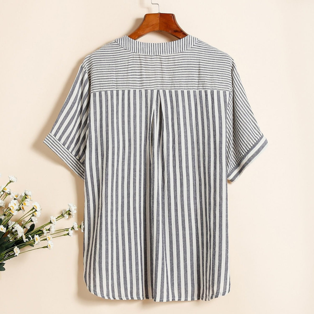 Chemisier rayé femme col V à manches courtes, coupe ample