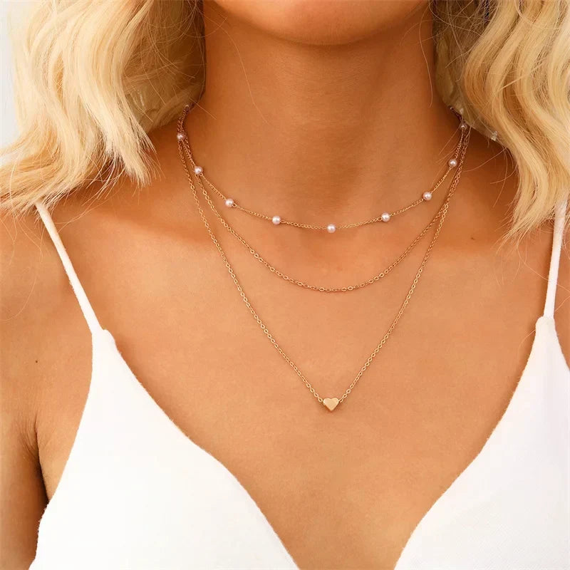 Collier femme trois rangs, pendentif cœur ou croix, doré ou argenté