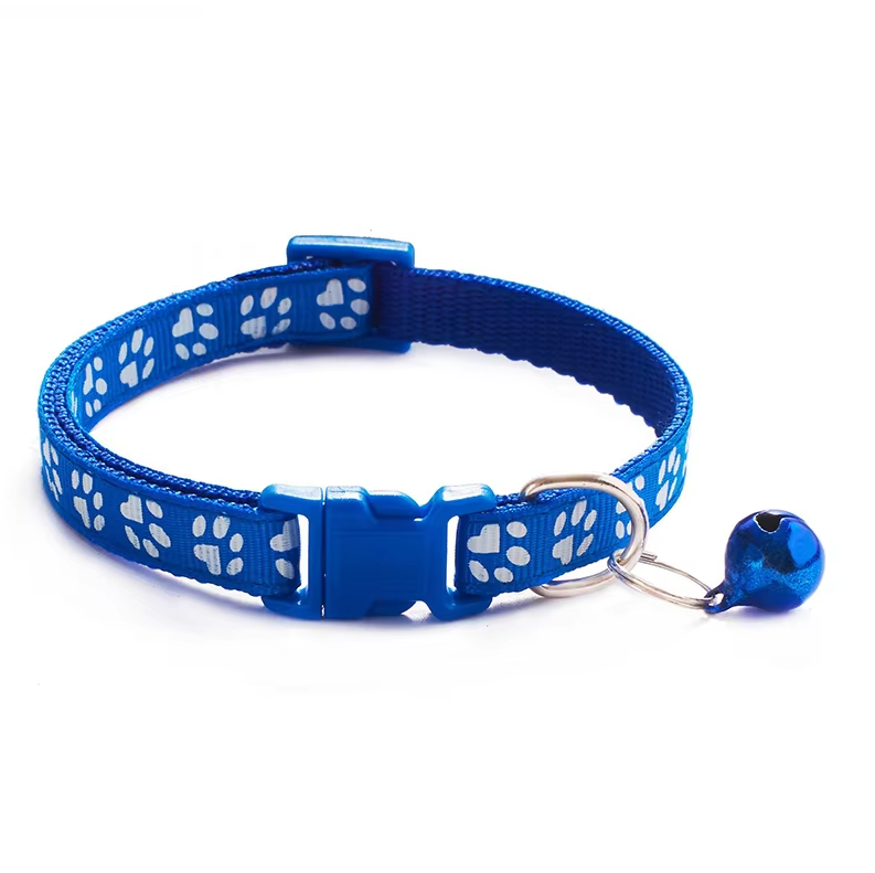 Collier pour chat réglable à clochette et motif patte