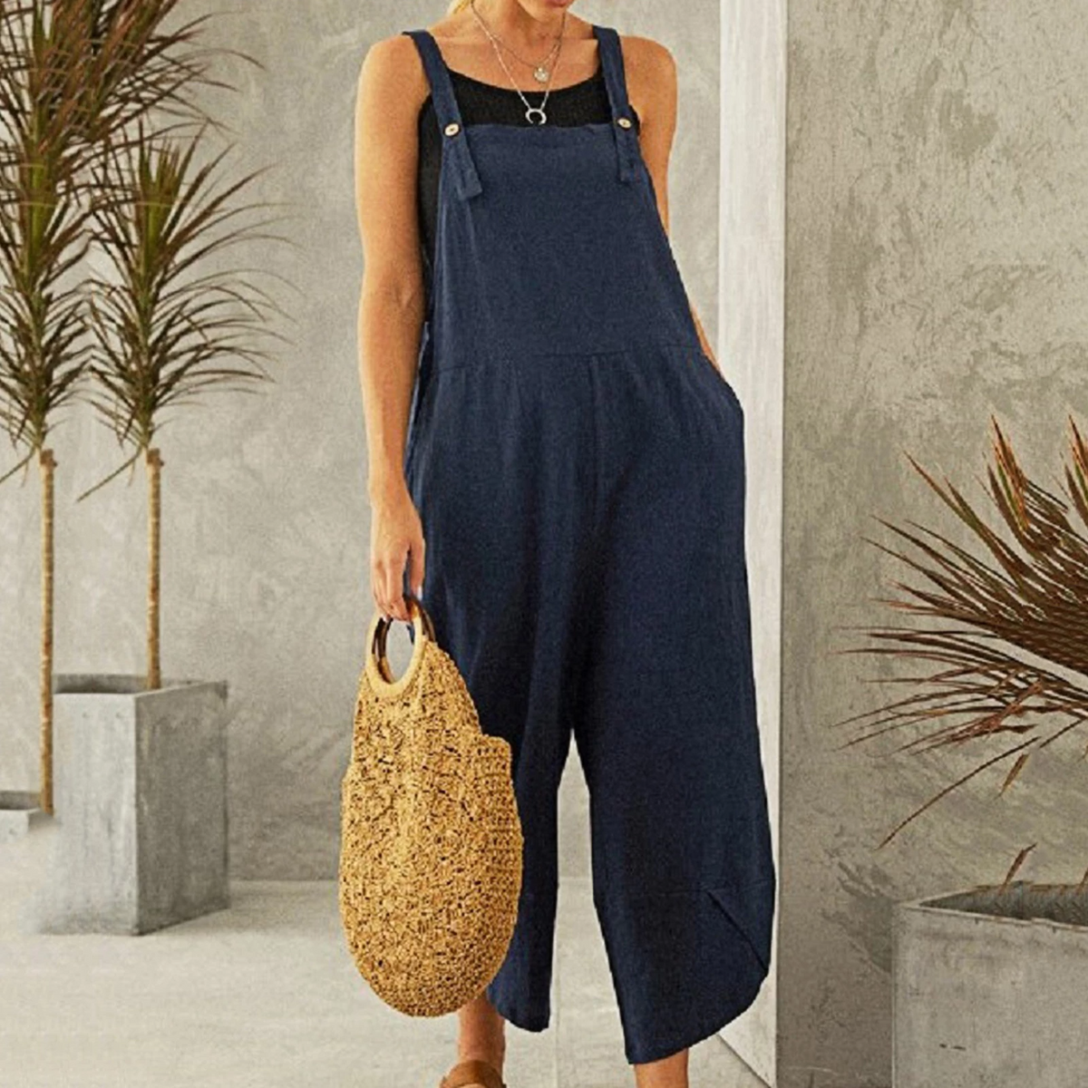 Combinaison ample femme à bretelles réglables et poches, bleu marine