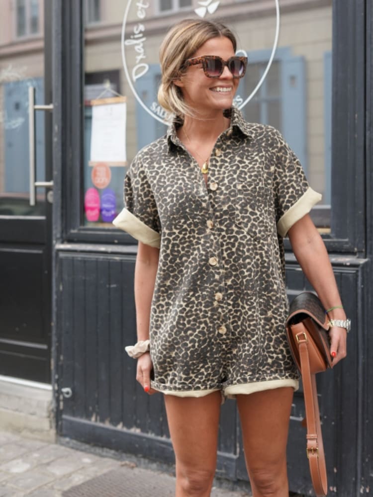 Combishort femme imprimé léopard, taille élastique, col à revers