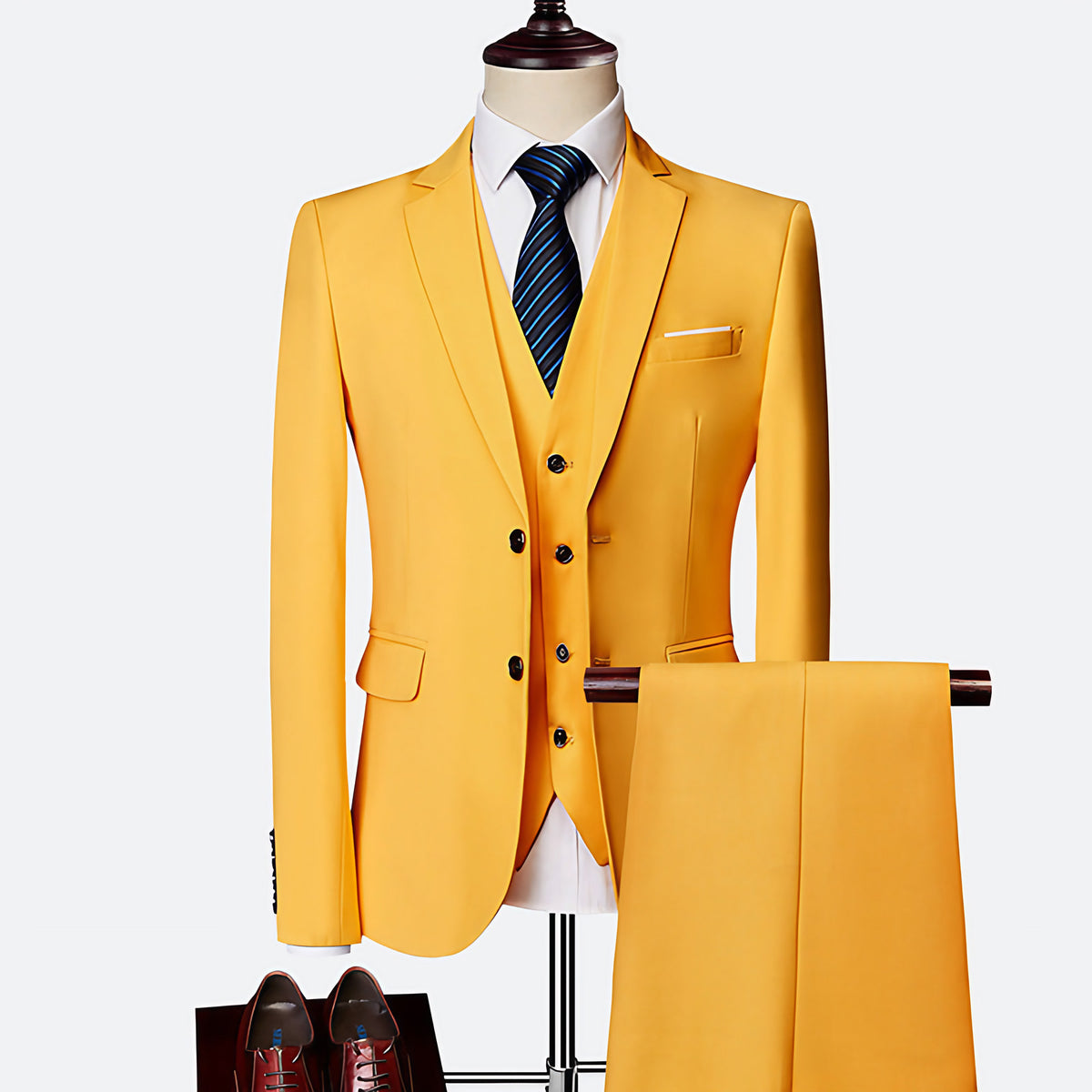 Costume trois pièces homme coupe ajustée, douze coloris, jaune