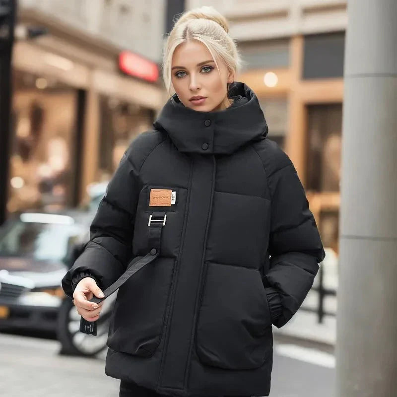 Doudoune femme oversize à capuche, col montant, poches à rabat, noir