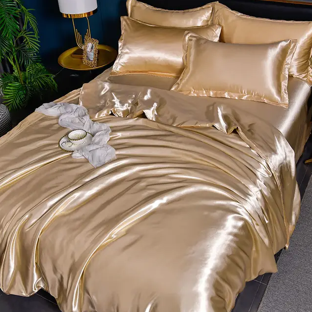 Linge de lit en satin uni, quatre dimensions, quinze coloris, or clair