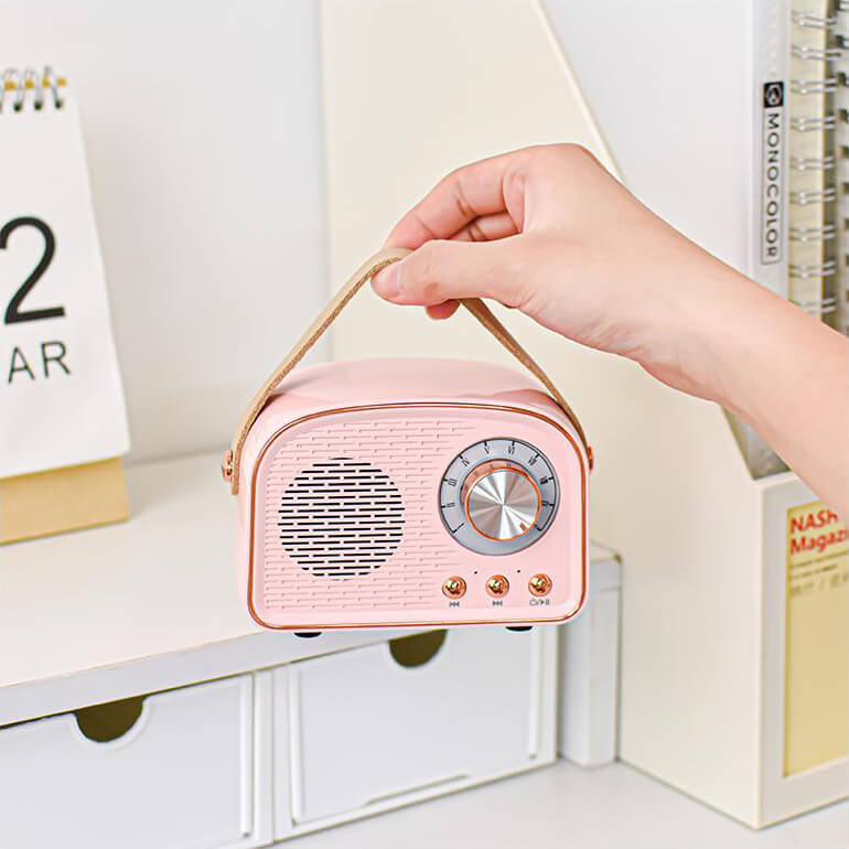 Enceinte Bluetooth rétro avec radio FM, format compact