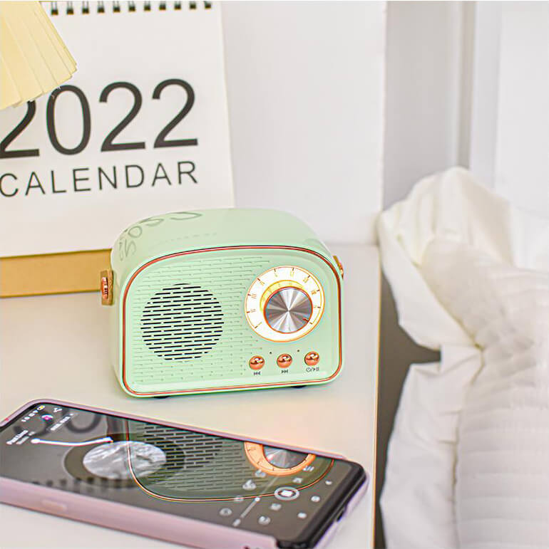 Enceinte Bluetooth rétro avec radio FM, format compact