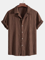 Ensemble homme chemise boutonnée et pantalon assorti, d'été