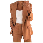Tailleur pantalon femme, blazer ajusté et pantalon taille haute, kaki
