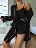 Pyjama femme trois pièces : peignoir, caraco col V et short