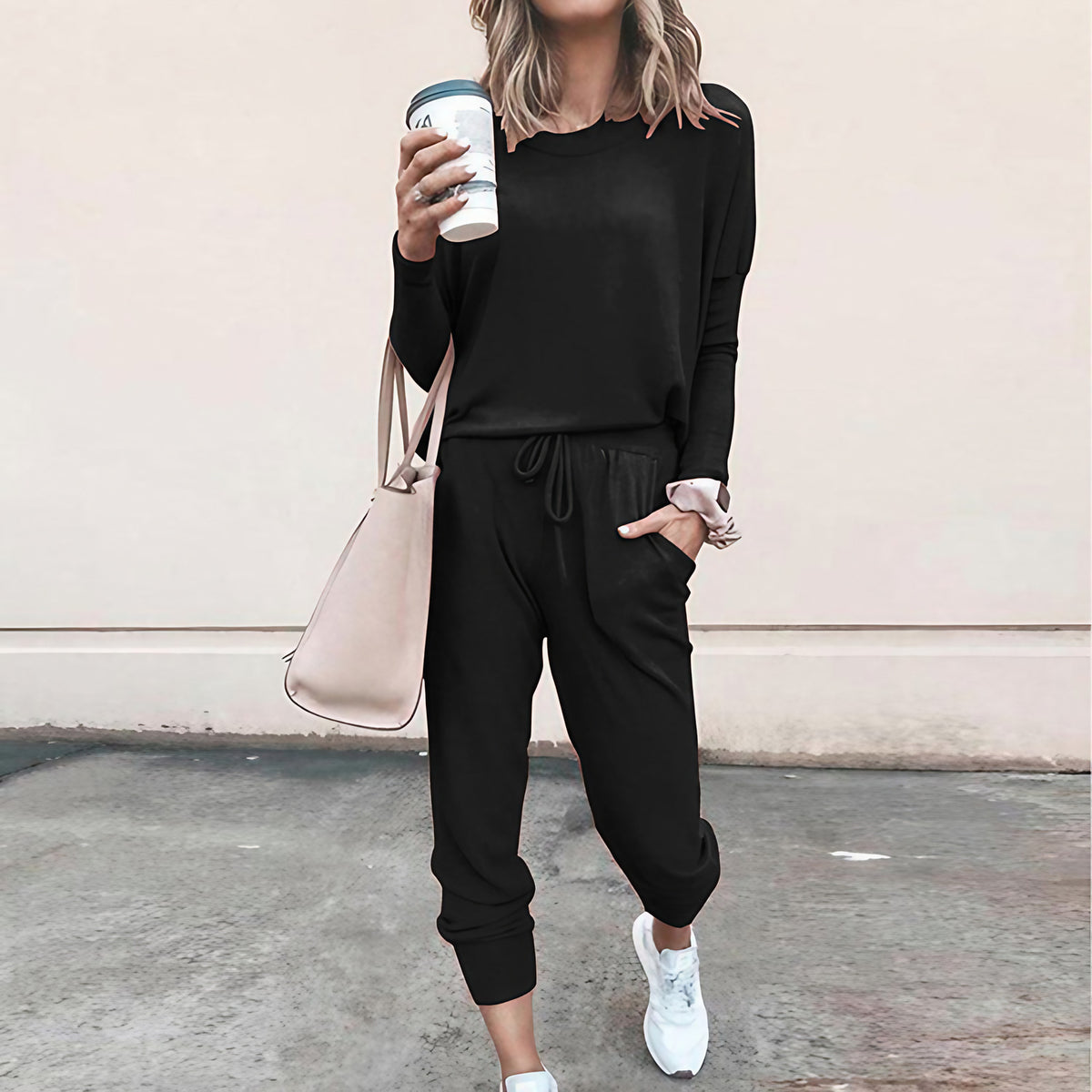 Ensemble femme deux pièces, pull et pantalon à cordon, couleur 5
