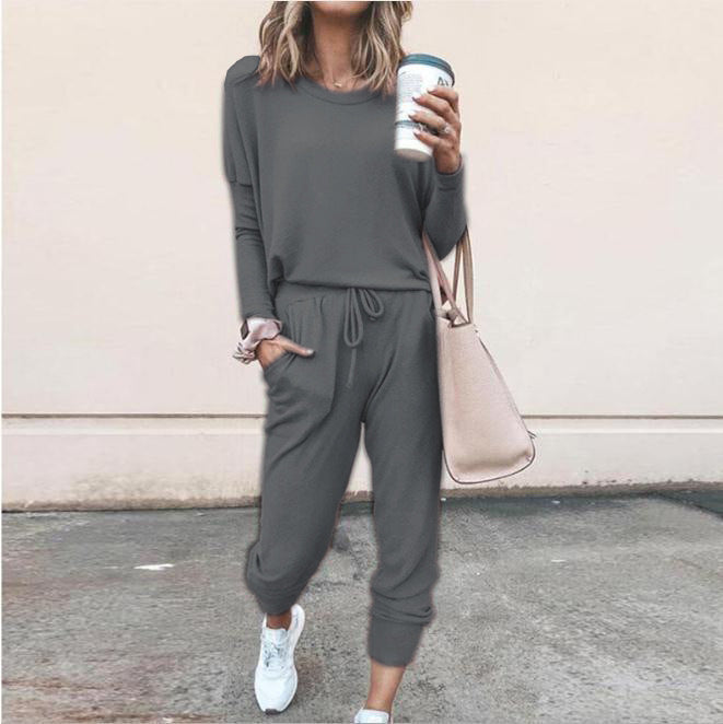 Ensemble femme deux pièces, pull et pantalon à cordon