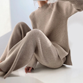 Ensemble femme deux pièces, pull oversize et pantalon large, beige