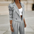 Ensemble deux pièces femme coupe ajustée, marine ou gris