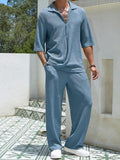 Ensemble deux pièces homme, haut et bas coordonnés, coupe ample, bleu