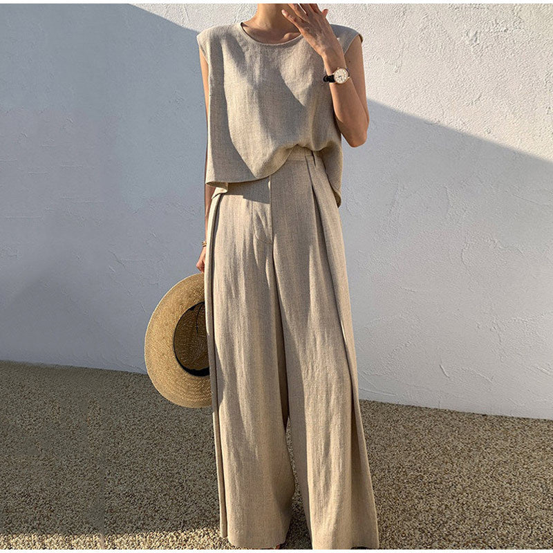Ensemble d'été femme, blouse col V et pantalon droit taille haute