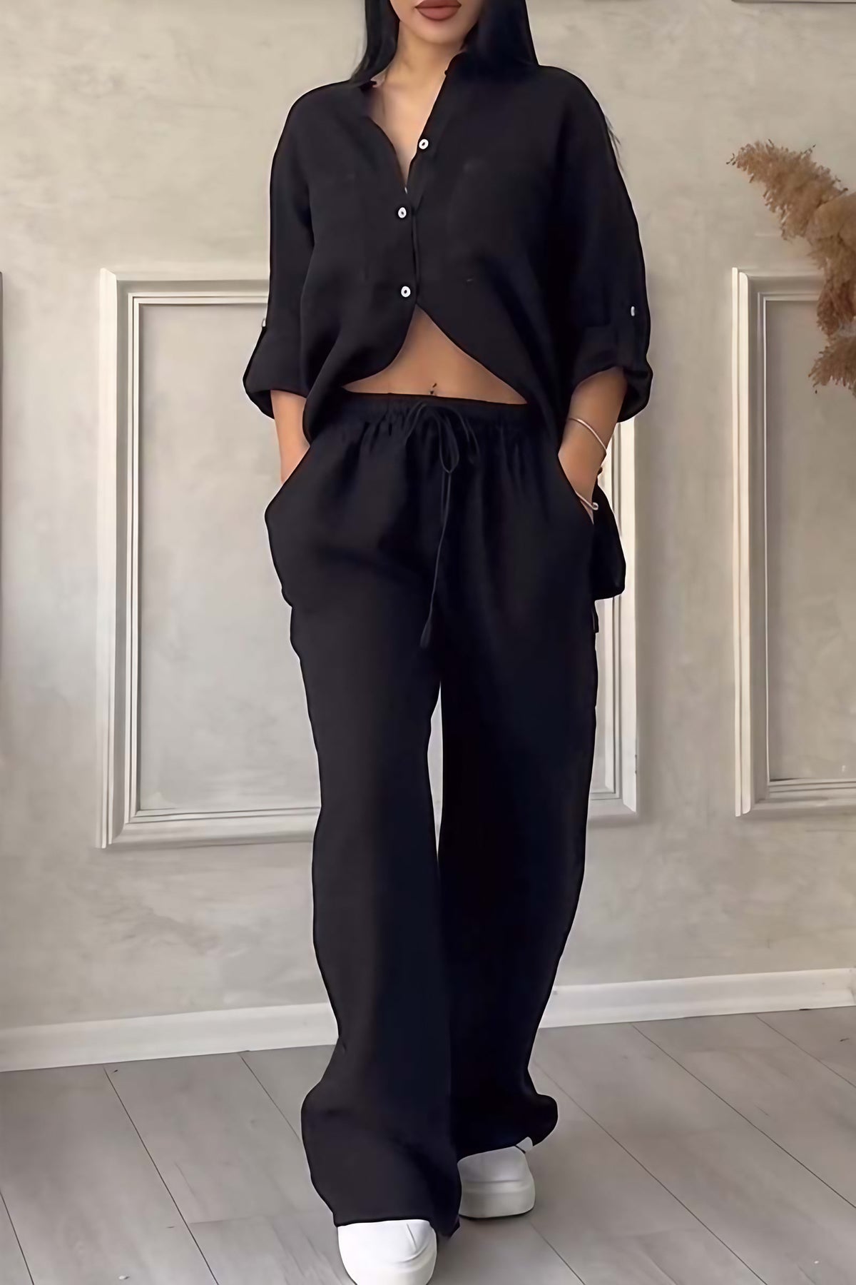 Ensemble femme blouse boutonnée et pantalon large taille haute, noir