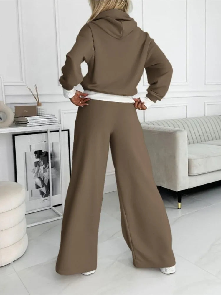 Ensemble femme ample, haut à manches courtes et pantalon