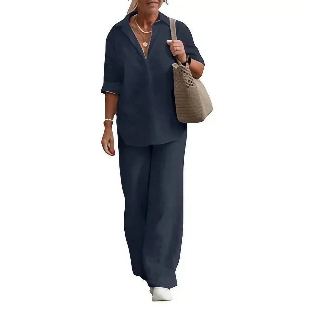 Ensemble d'été femme, chemise manches courtes et pantalon large, bleu marine