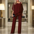 Ensemble femme combinaison pantalon et blouse à épaule asymétrique, rouge