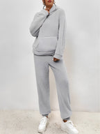 Ensemble détente femme, haut à capuche et pantalon assorti, gris