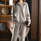 Ensemble en maille femme, pull col polo et pantalon large, kaki