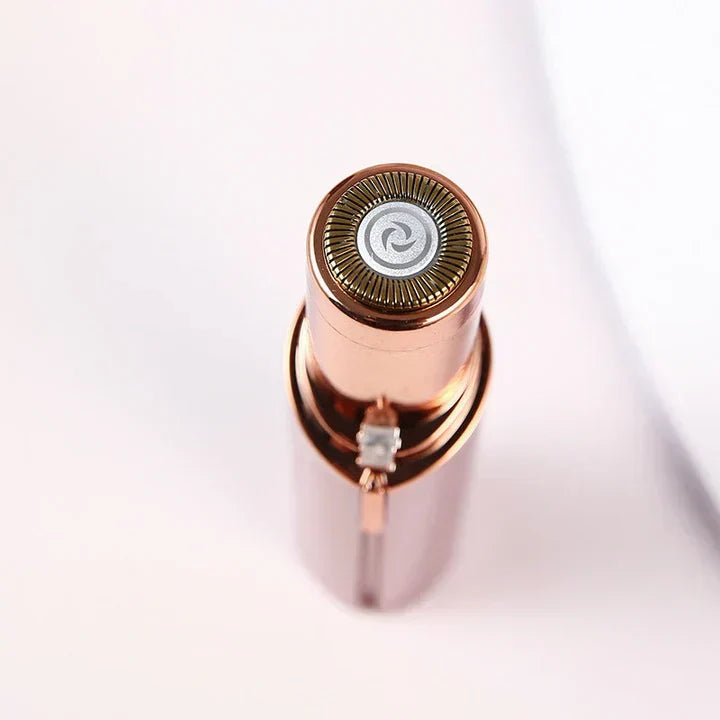 Épilateur visage compact à tête amovible, éclairage intégré