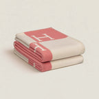 Plaid doux 140 x 170 cm, toucher façon cachemire, quatre coloris, rose