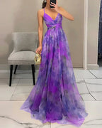 Robe de soirée longue fleurie à bretelles, col V croisé, violet