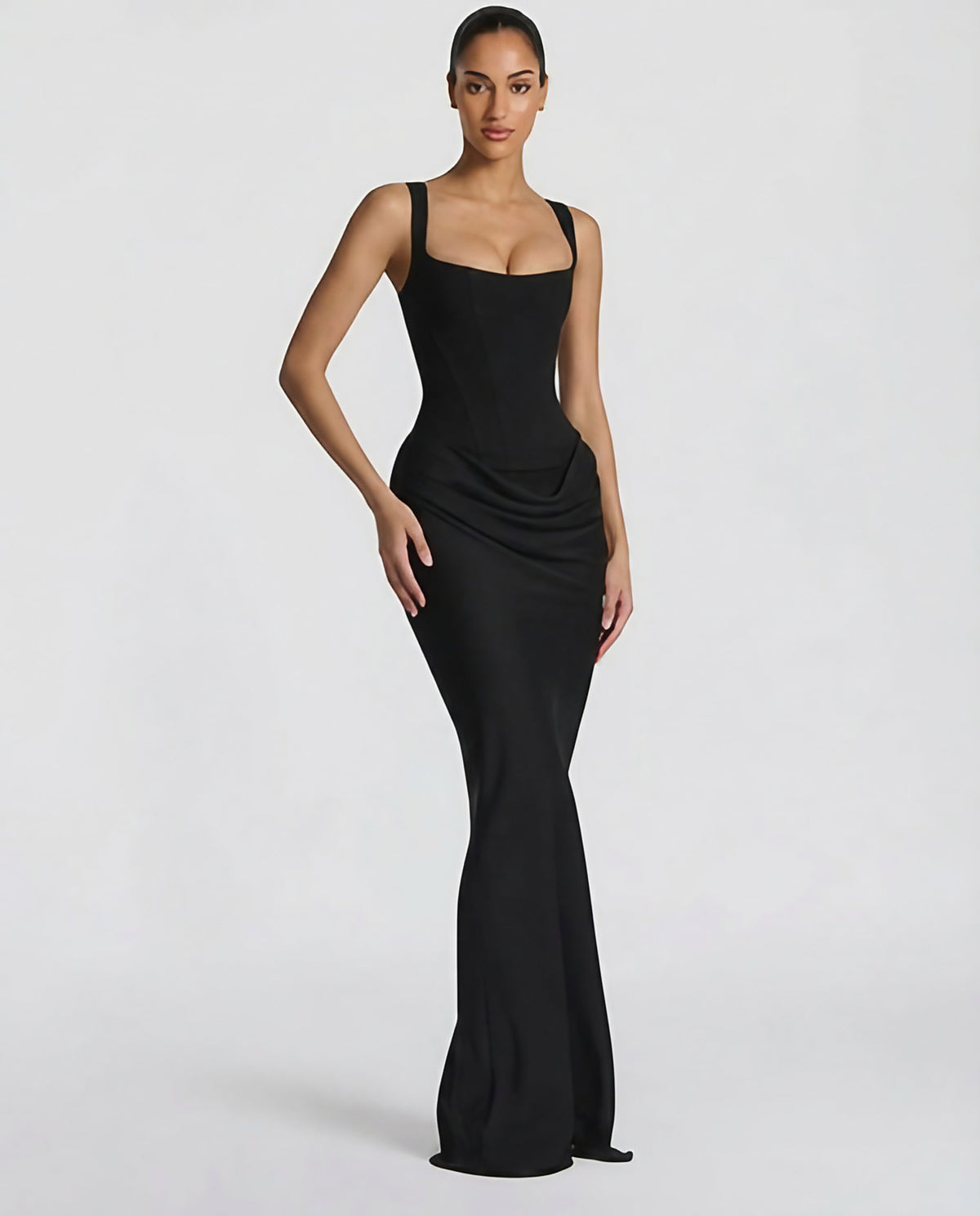Robe longue moulante à bustier, col carré et drapé sur les hanches, noir