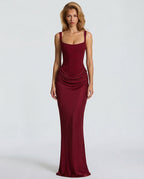 Robe longue moulante à bustier, col carré et drapé sur les hanches, rouge