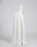 Robe de soirée longue à col drapé, dos lacé et fente latérale, blanc