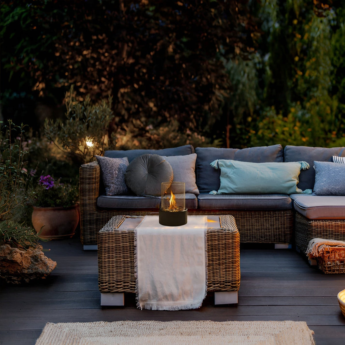 Cheminée de table au bioéthanol, verre et métal noir, 27 cm