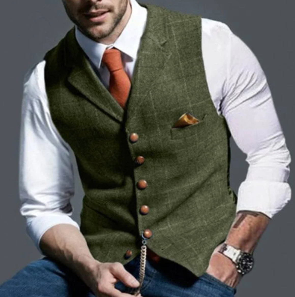Gilet boutonné coupe ajustée à boutons contrastants, six coloris, vert olive