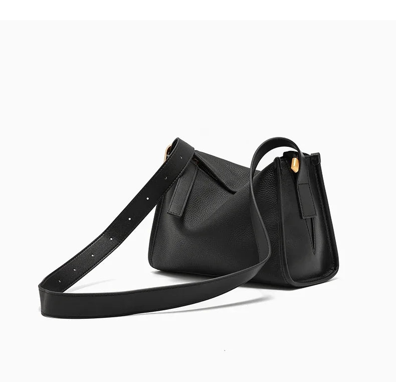 Sac besace femme en cuir grainé, sangle réglable, quatre coloris