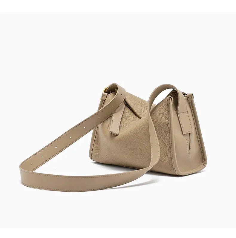 Sac besace femme en cuir grainé, sangle réglable, quatre coloris