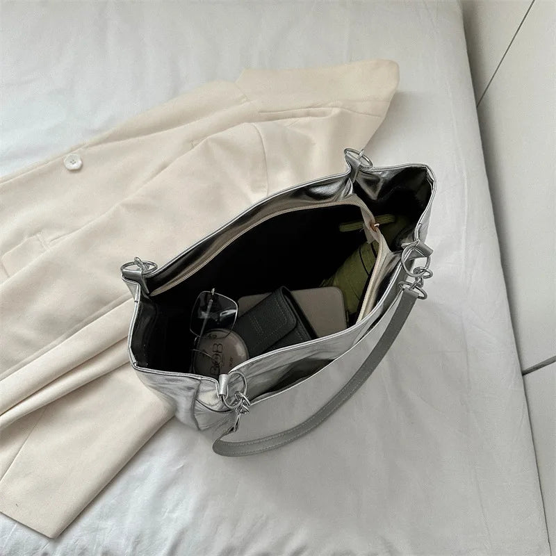 Sac cabas argenté femme effet miroir, anses à maillons