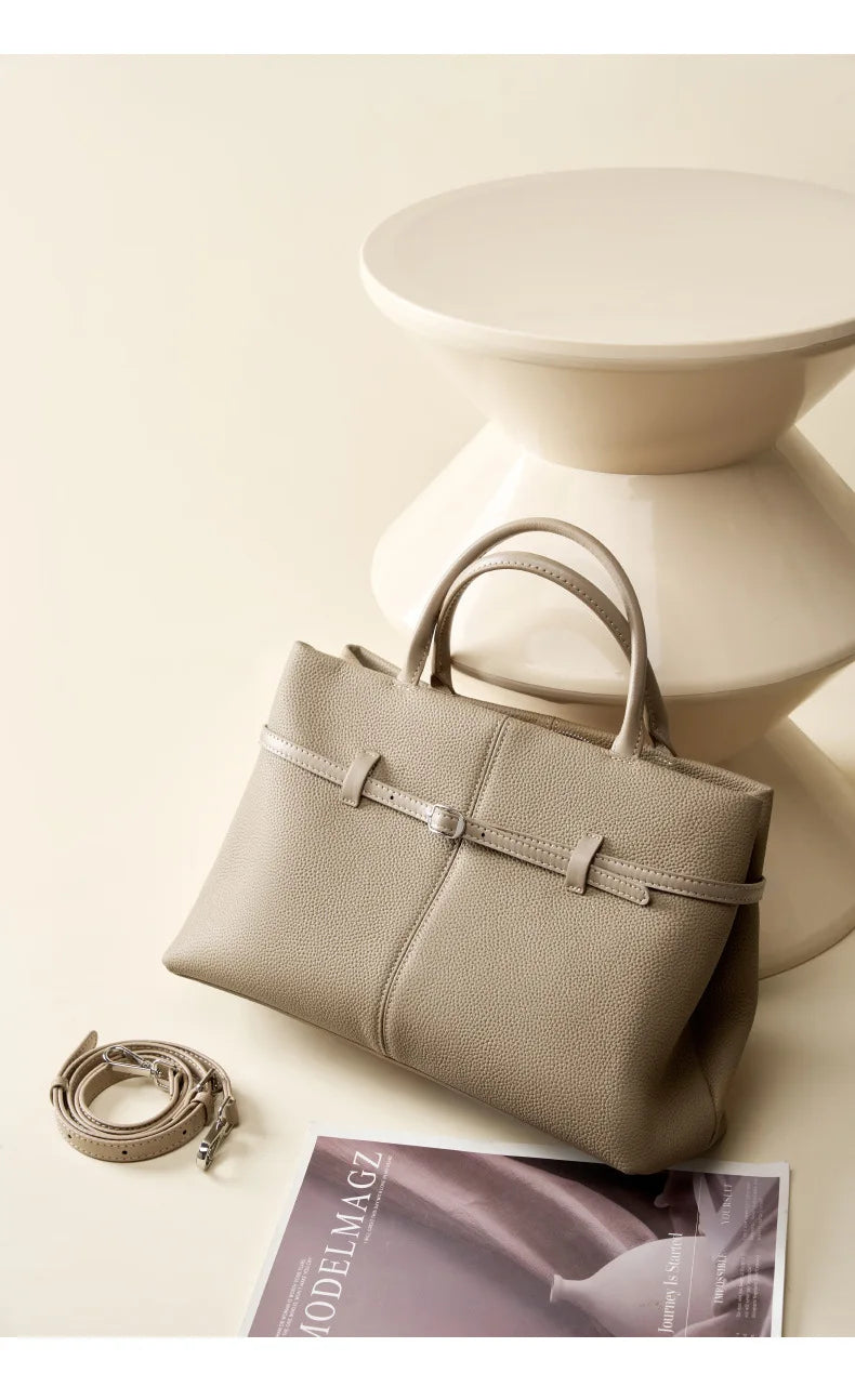 Sac cabas structuré femme, détail ceinture, quatre coloris